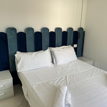 Ninfa Sul Mare Apartments 50 M E T R I Dal Mare Parcheggio Gratuito Custodito Капо-Ватикано Экстерьер фото