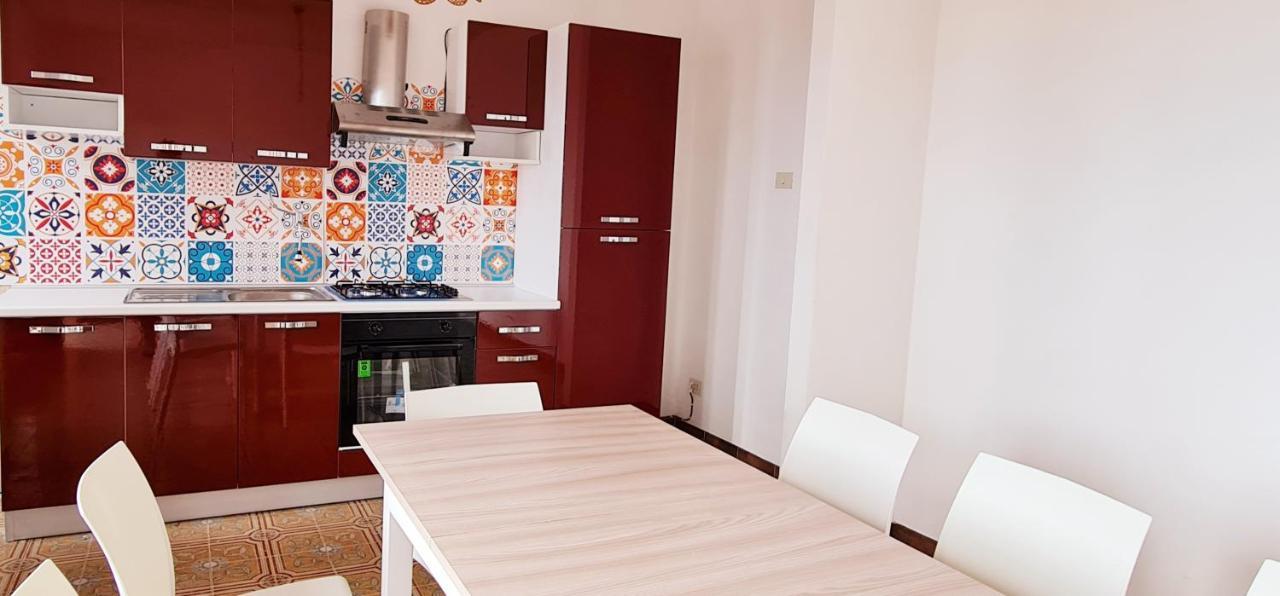 Ninfa Sul Mare Apartments 50 M E T R I Dal Mare Parcheggio Gratuito Custodito Капо-Ватикано Экстерьер фото