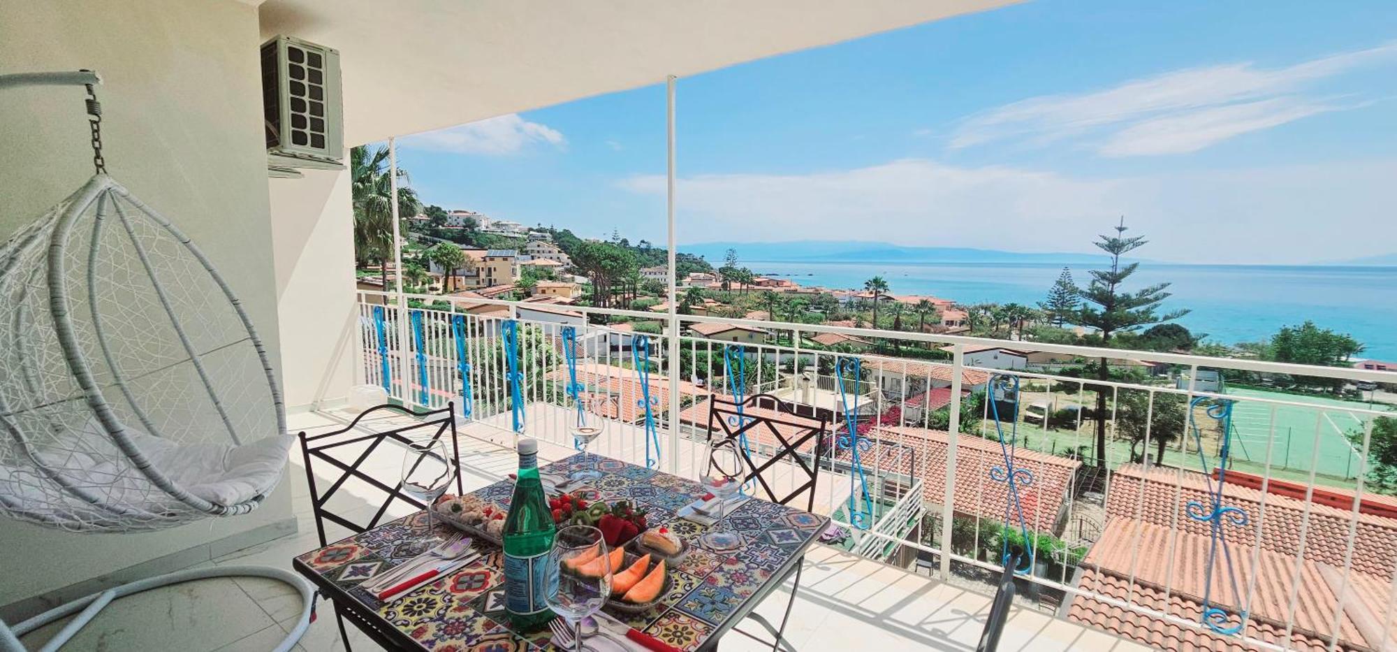 Ninfa Sul Mare Apartments 50 M E T R I Dal Mare Parcheggio Gratuito Custodito Капо-Ватикано Экстерьер фото